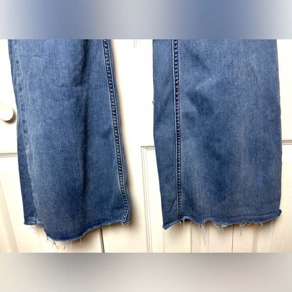 FREE PEOPLE Penny Pull On Jeans Flare Leg Bell Bottoms Blue Wash Mid Rise Boho - Picture 5 of 10